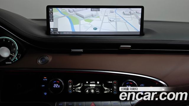Genesis GV70 2021 — photo 19