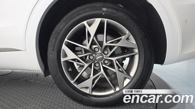 Genesis GV70 2021 — photo 7