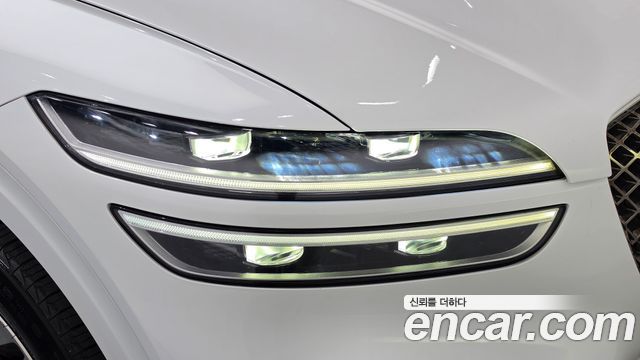 Genesis GV70 2021 — photo 8