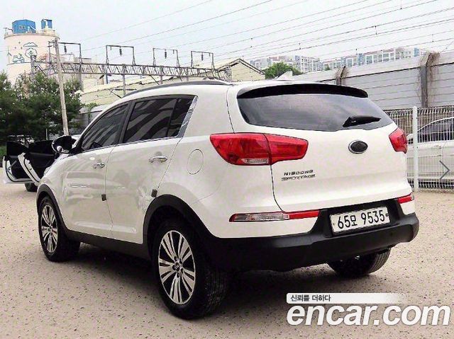 Kia Sportage 2015 — photo 3
