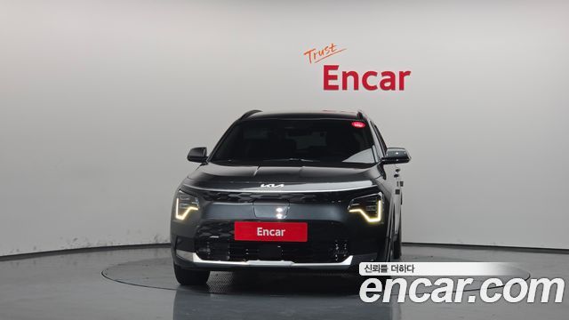 Kia Niro 2023 — photo 3