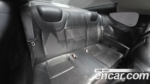 Hyundai Genesis 2010 — photo 18