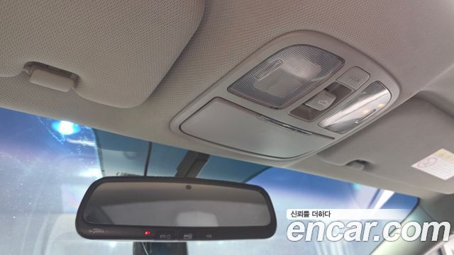 Hyundai Genesis 2010 — photo 23