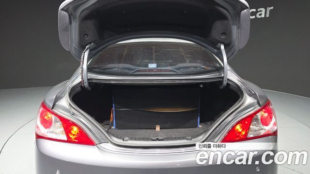 Hyundai Genesis 2010 — photo 26