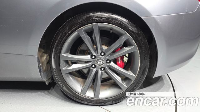 Hyundai Genesis 2010 — photo 7