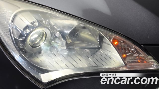 Hyundai Genesis 2010 — photo 8