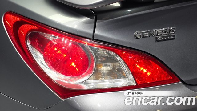 Hyundai Genesis 2010 — photo 9