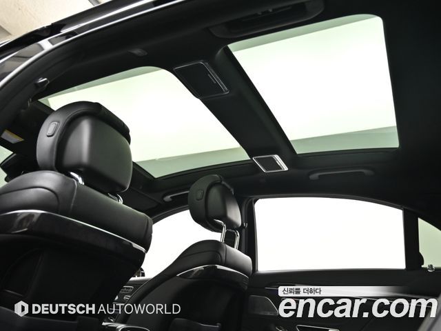 Mercedes-Benz S-Class 2019 — photo 18
