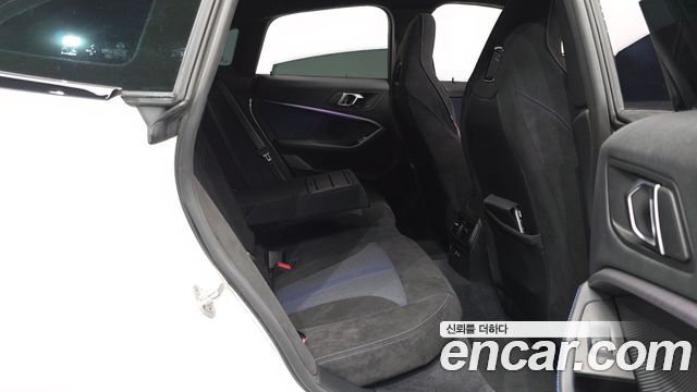 BMW 2-Series 2020 — photo 17