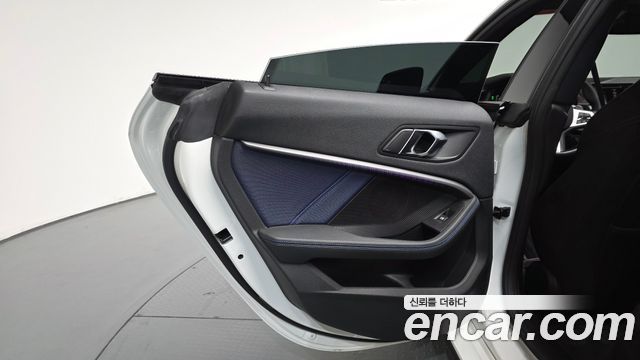 BMW 2-Series 2020 — photo 15