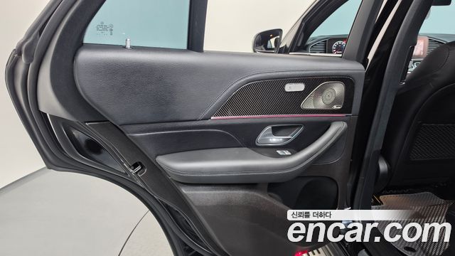Mercedes-Benz GLE-Class 2024 — photo 15