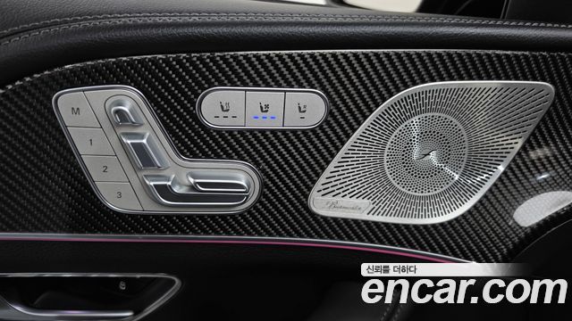 Mercedes-Benz GLE-Class 2024 — photo 28