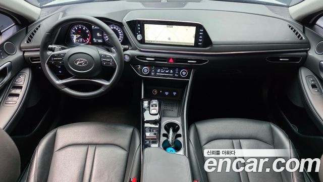 Hyundai Sonata 2022 — photo 10
