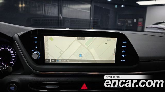 Hyundai Sonata 2022 — photo 20