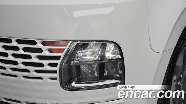 Hyundai Staria 2023 — photo 8