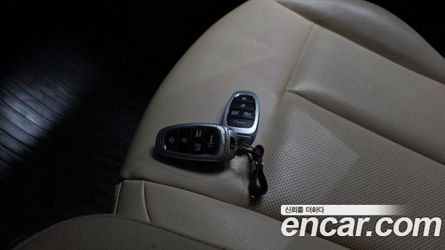 Hyundai Staria 2023 — photo 28