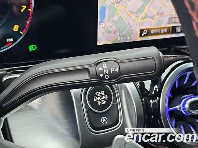 Mercedes-Benz GLB-Class 2020 — photo 8