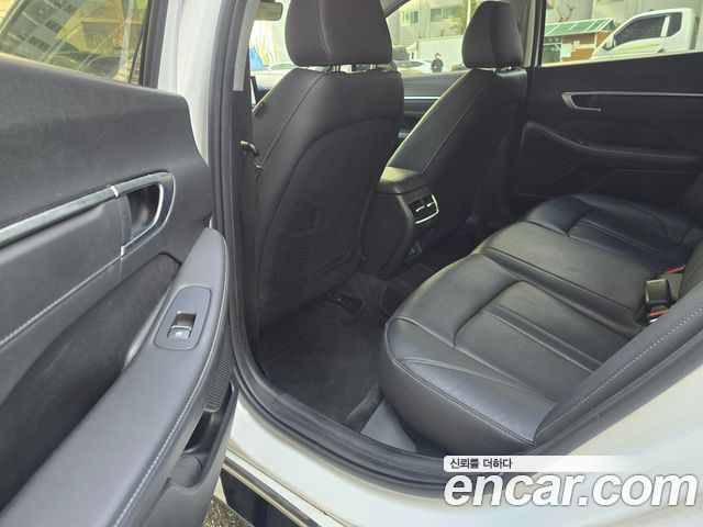 Hyundai Sonata 2024 — photo 9