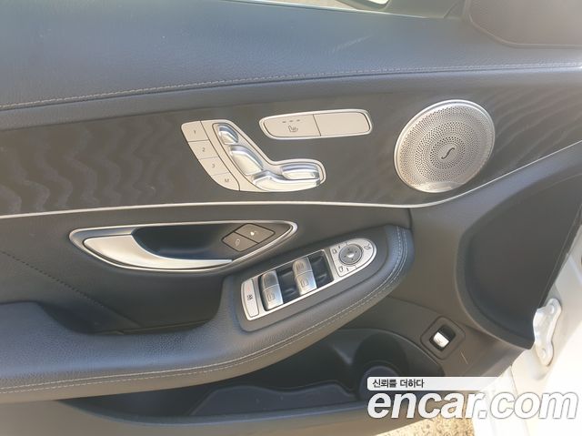 Mercedes-Benz C-Class 2016 — photo 11