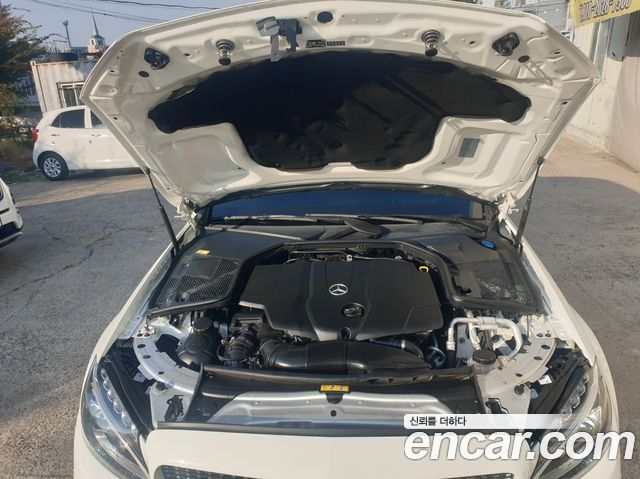 Mercedes-Benz C-Class 2016 — photo 20