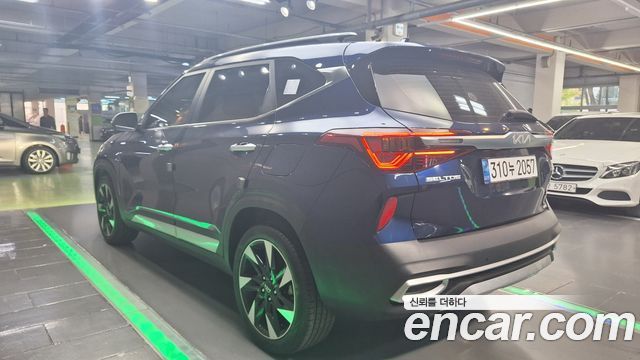 Kia Seltos 2023 — photo 4