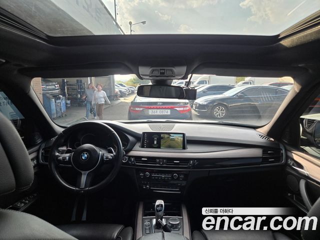 BMW X5 2018 — photo 9