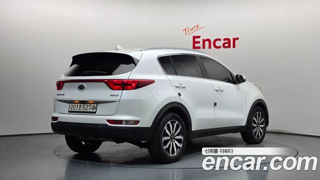 Kia Sportage 2018 — photo 2
