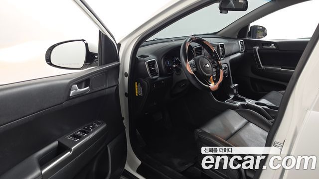 Kia Sportage 2018 — photo 13