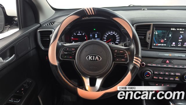Kia Sportage 2018 — photo 18