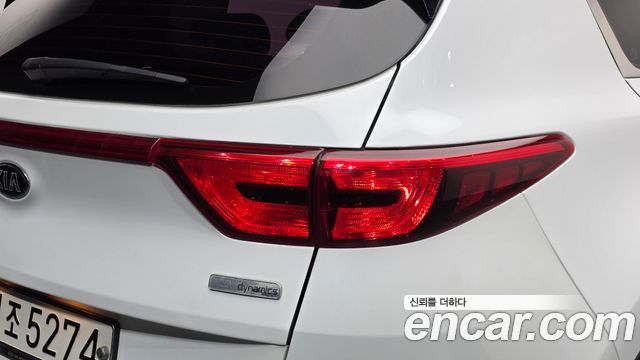 Kia Sportage 2018 — photo 9