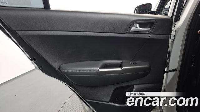 Kia Sportage 2018 — photo 15