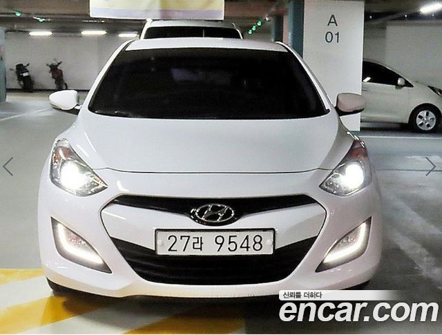 Hyundai i30 2012 — photo 1