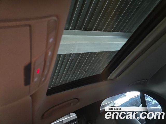 Mercedes-Benz E-Class 2020 — photo 15
