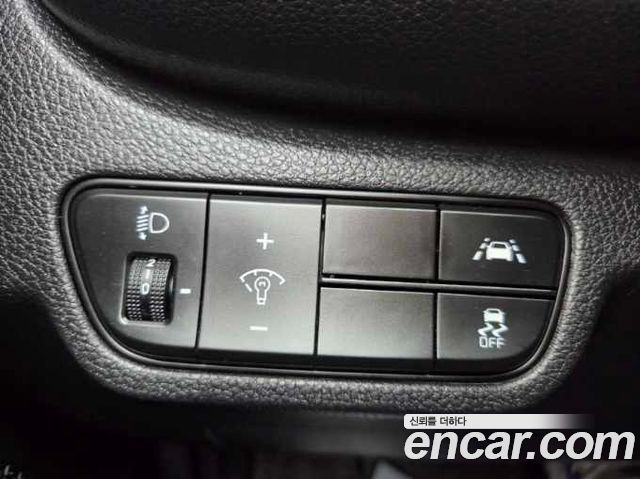 Kia Seltos 2023 — photo 10
