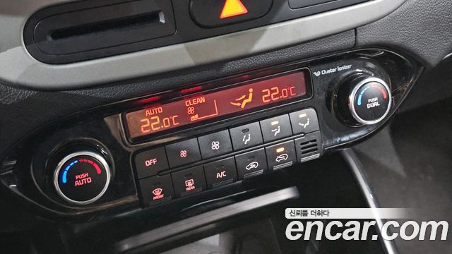 Kia Carens 2014 — photo 21