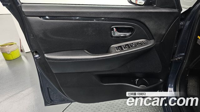 Kia Carens 2014 — photo 14