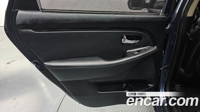 Kia Carens 2014 — photo 15