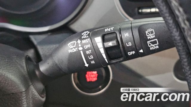 Kia Carens 2014 — photo 29