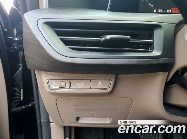 Kia K8 2023 — photo 14