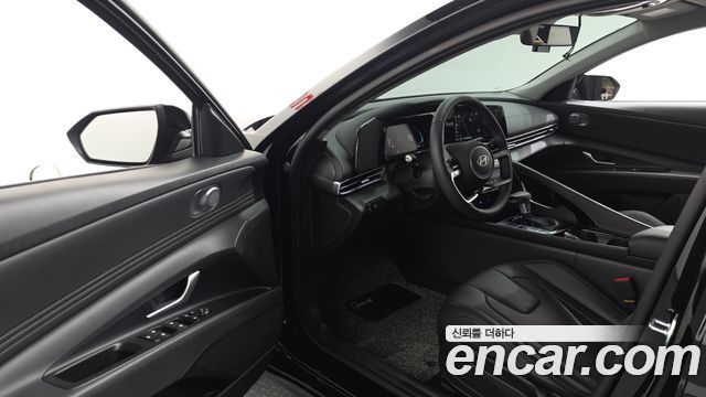Hyundai AVANTE 2026 — photo 13