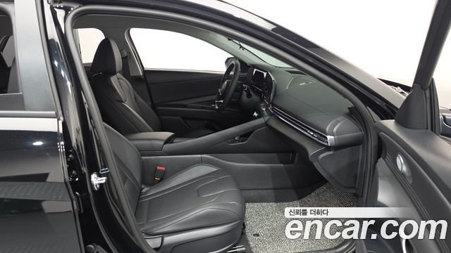 Hyundai AVANTE 2026 — photo 16