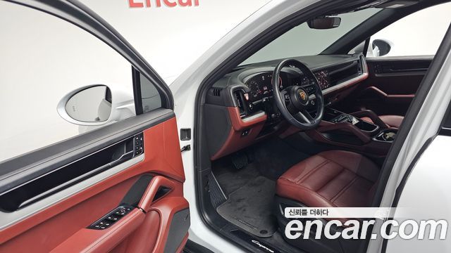 Porsche Cayenne 2024 — photo 13