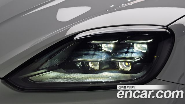 Porsche Cayenne 2024 — photo 8