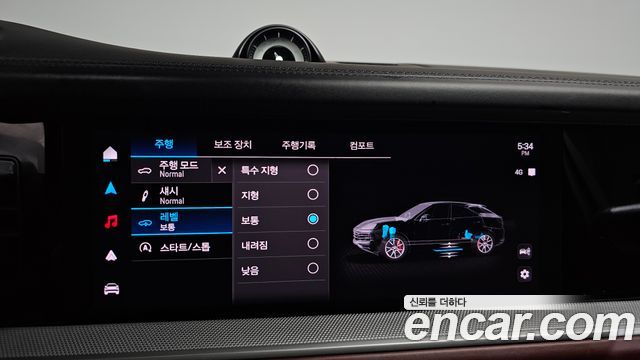 Porsche Cayenne 2024 — photo 28