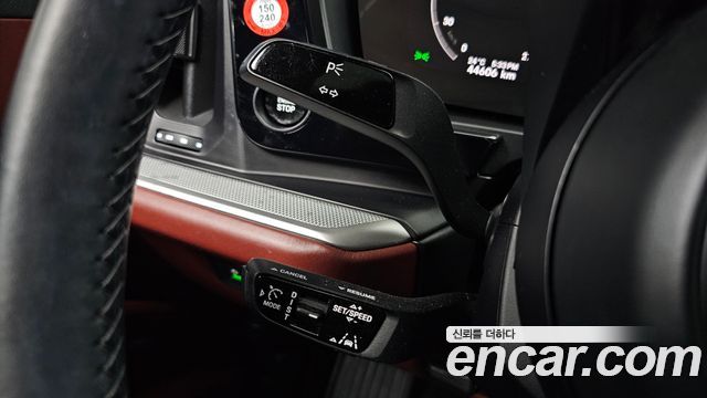 Porsche Cayenne 2024 — photo 35