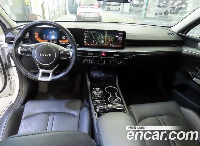 Kia K5 2024 — photo 11