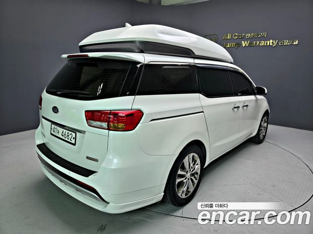 Kia Canival 2016 — photo 5