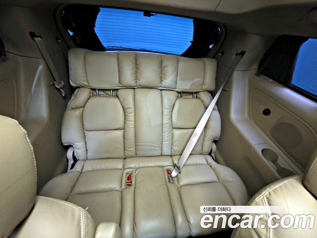 Kia Canival 2016 — photo 11