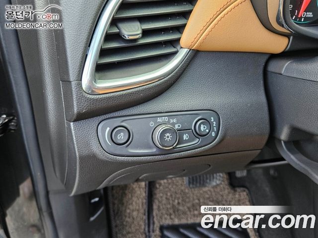 Chevrolet Korea Trax 2017 — photo 9