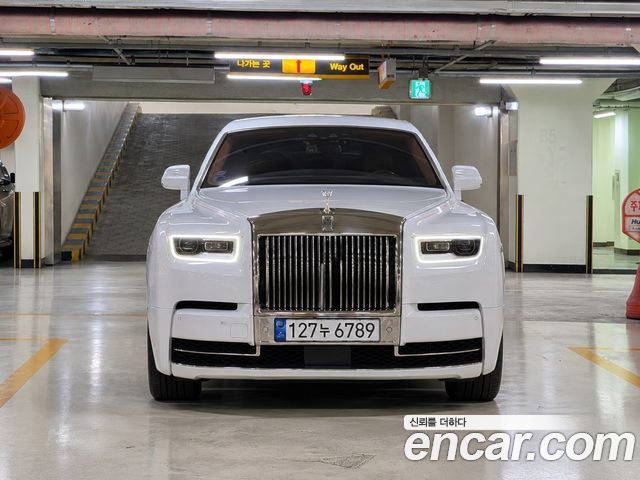 Rolls-Royce Phantom 2022 — photo 3